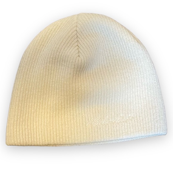 Columbia Accessories - 🎯 BOGO Columbia. Cream Beanie. OS. Great condition.